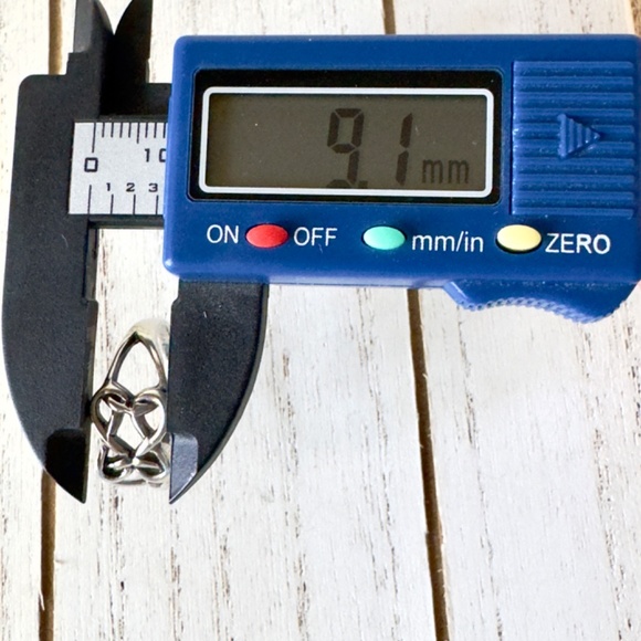 Vintage 925 Sterling Silver Handmade Celtic Knot Ring Size 7.5 - Picture 6 of 6